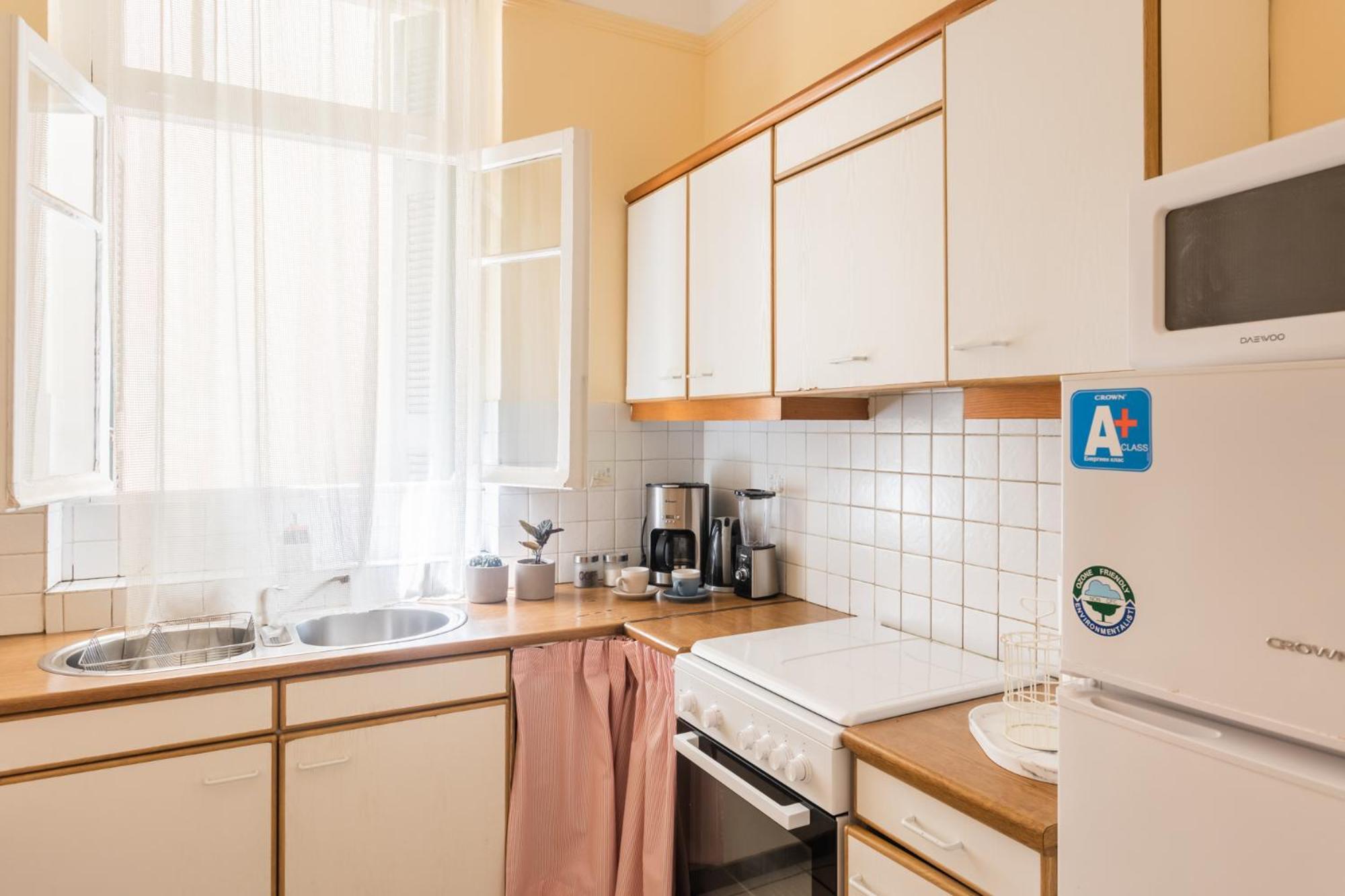 Alegria Simple Economy Rooms Athènes Extérieur photo