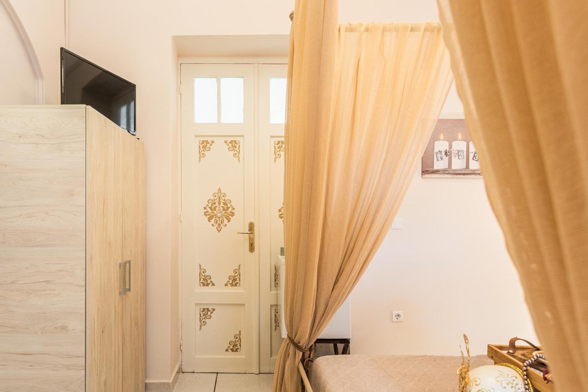 Alegria Simple Economy Rooms Athènes Extérieur photo